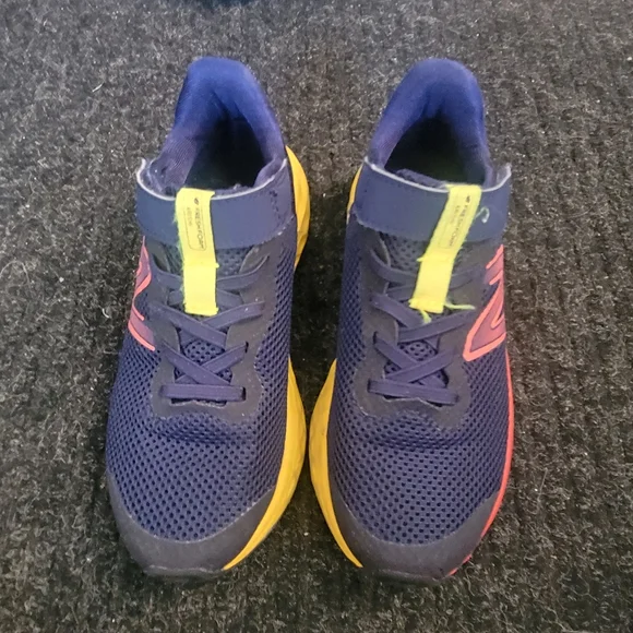 New Balance Kids' Navy and Red Sneakers - Picture 2 of 8